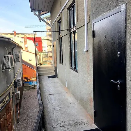 Gil Apartments, Korzo 7,2 Centre Oezjhorod