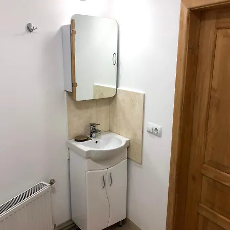 Gil Apartments, Korzo 7,2 Centre 우주고로트