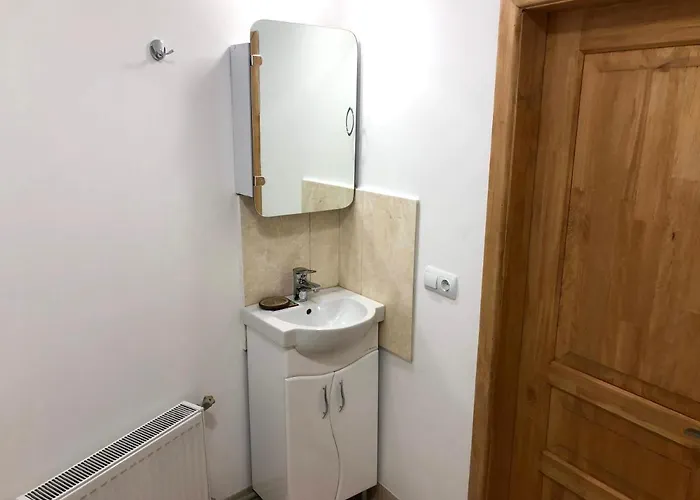 Gil Apartments, Korzo 7,2 Centre 우주고로트